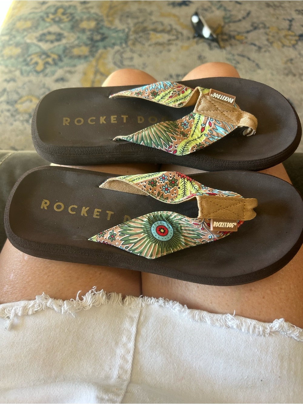 Rocket Dog Brown Flip Flop Sandals with Multicolor Floral Straps